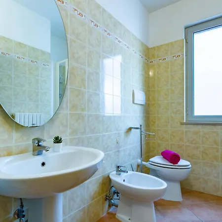 Adelina 1 - Myho Casa *